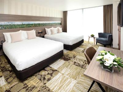 نوتل نو پلیمود هبسُن