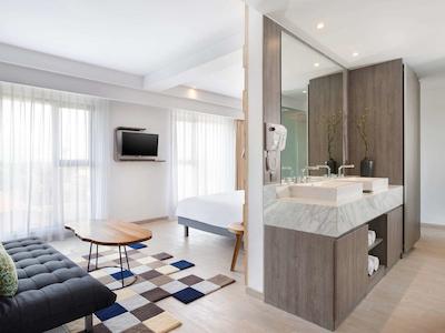 ایبیز استیلز بالی پتیتنجت