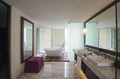 گراند فیستا امریکانا پوبلا انجلپلیز