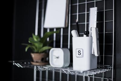 بلو مانکی هاب اند هتل