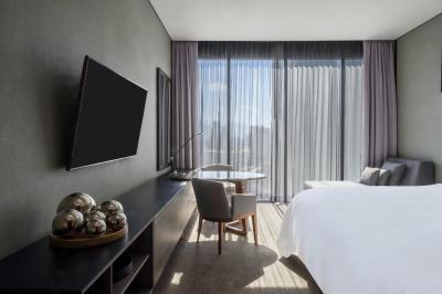 گراند فیستا امریکانا-منتری وال