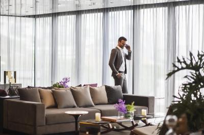 گراند فیستا امریکانا-منتری وال