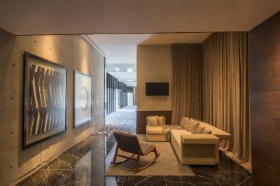 گراند فیستا امریکانا-منتری وال