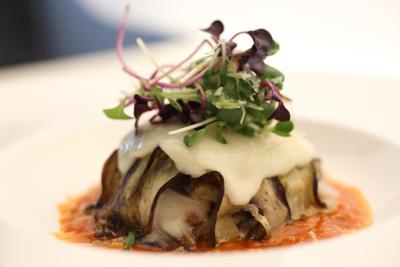 سُتتسو هتل د اسپلیسیر اسئوول میئونگ-دنگ