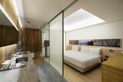 سُتتسو هتل د اسپلیسیر اسئوول میئونگ-دنگ