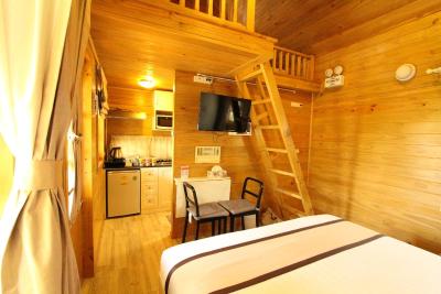 ات رزیدنس سووارنابومی