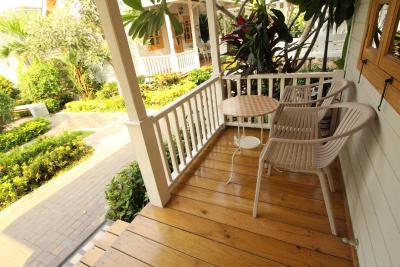 ات رزیدنس سووارنابومی