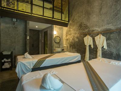 مای هلید بای مای خاو لاک