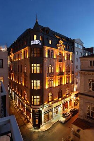 پالازو دنیزتی هتل-اسپشیال کتگوری