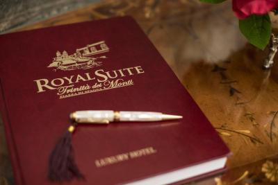 ریال سویت ترینیت دی منتی