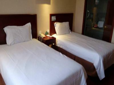 گرین تری این بیجینگ چائویانگ شیلیه سابوی استیشن اکسپرس هتل