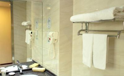 گرین تری این بیجینگ چائویانگ شیلیه سابوی استیشن اکسپرس هتل