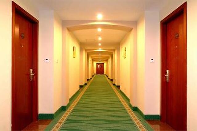 گرین تری این بیجینگ چائویانگ شیلیه سابوی استیشن اکسپرس هتل