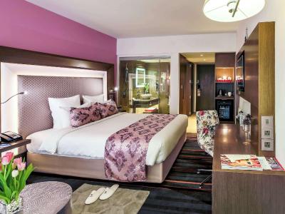 نیوتل نیو دهلی اروسیتی