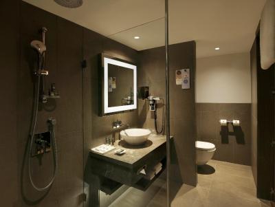 نیوتل نیو دهلی اروسیتی