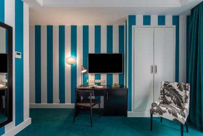 روم مات والریا