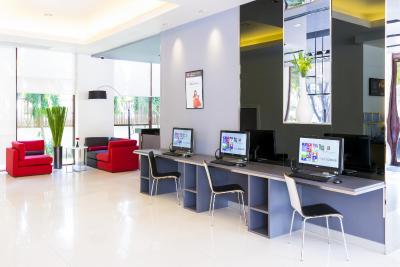 ایبیز بانگکک سوخومویت 4 هتل