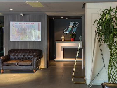 جینجیانگ این بیجینگ کپیتال اینترنشنال ایرپورت