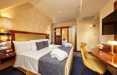 اُکسیدنتال پراها ویلسُن