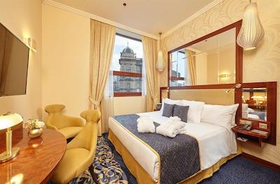 اُکسیدنتال پراها ویلسُن