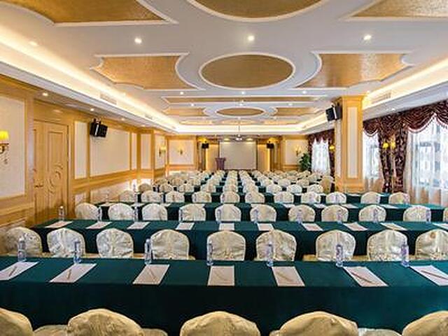 وینا هتل شنزهن لنگهوا رنمین اسود راد برانچ
