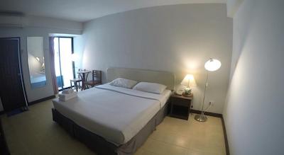 ماکاسان این