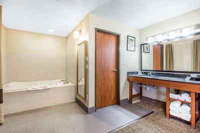 کمفرت سویتز نرد دالاز