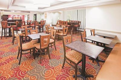 لا کوینتا این