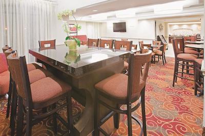 لا کوینتا این