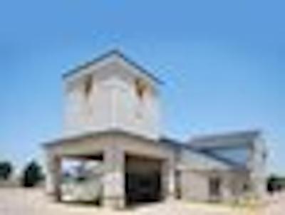 سوپر 8 دالاز