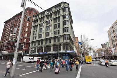 790 اُن گئورج باکپاکرز