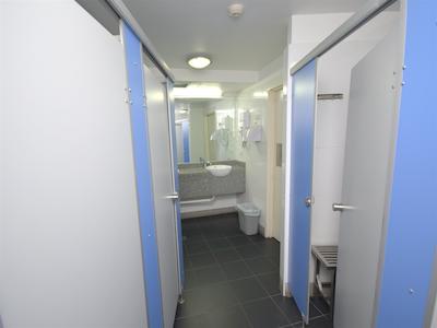 790 اُن گئورج باکپاکرز