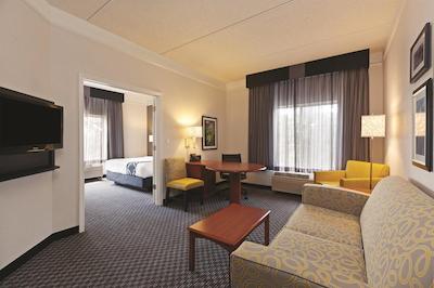 لا کوینتا این اند سویتز دالاز نرد سنترال