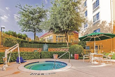 لا کوینتا این اند سویتز دالاز نرد سنترال