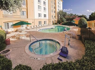 لا کوینتا این اند سویتز دالاز نرد سنترال