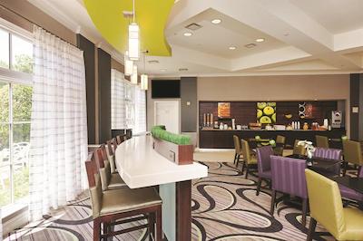 لا کوینتا این اند سویتز دالاز نرد سنترال