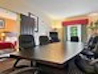 بمنت این اند سویتز دالاز / لو فیلد