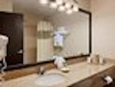 بمنت این اند سویتز دالاز / لو فیلد