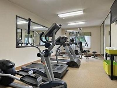 بمنت این اند سویتز دالاز / لو فیلد