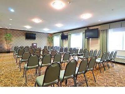 بمنت این اند سویتز دالاز / لو فیلد