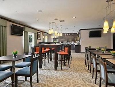 بمنت این اند سویتز دالاز / لو فیلد