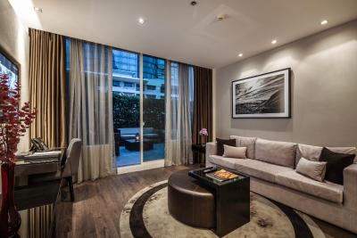 آکیرا تونگلور بانکوک