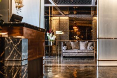 آکیرا تونگلور بانکوک