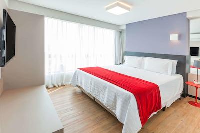 رامادا بای ویندهام رسیف با ویاجم هتل اند سویتز