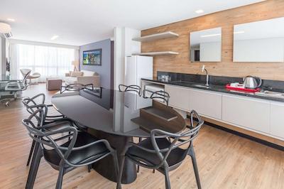 رامادا بای ویندهام رسیف با ویاجم هتل اند سویتز