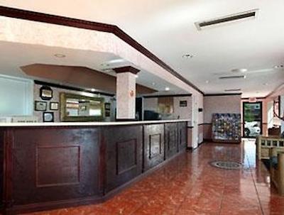 هوارد جهنسُن این فرت میرز