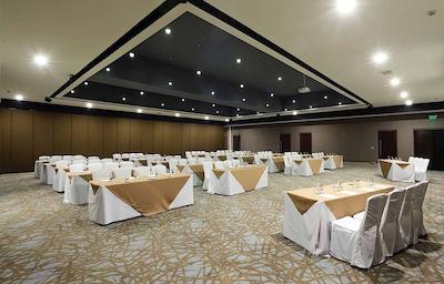 هتل مانکهو ارپورتو سانتیاگو