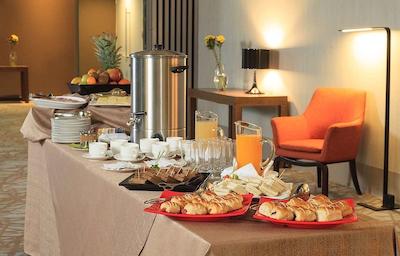 هتل مانکهو ارپورتو سانتیاگو