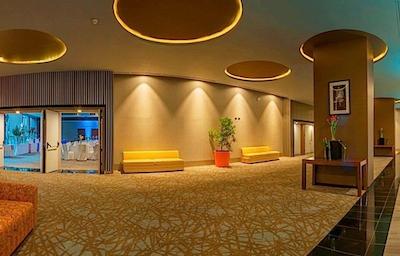 هتل مانکهو ارپورتو سانتیاگو