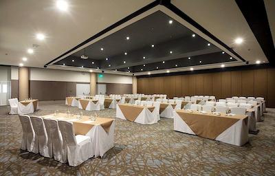 هتل مانکهو ارپورتو سانتیاگو